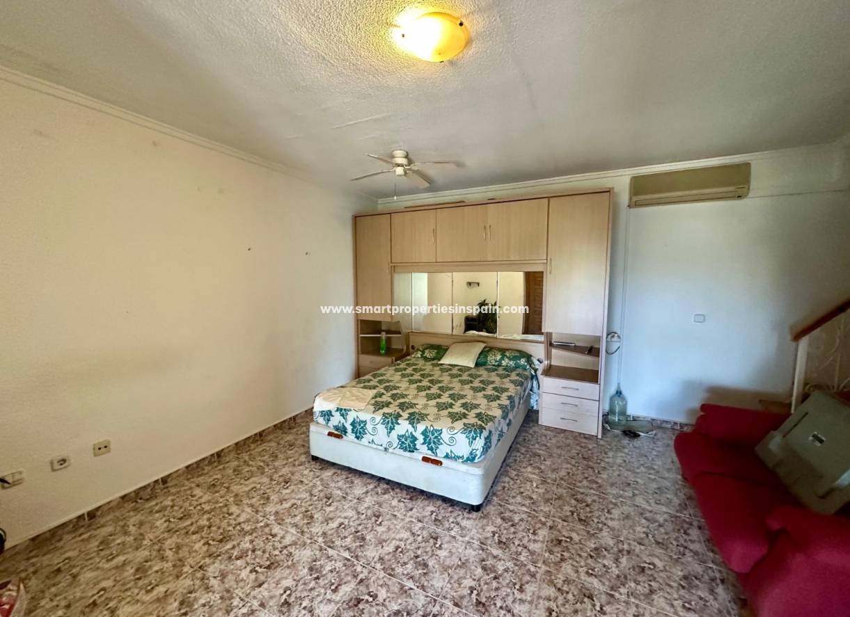 Resale - Townhouse - La Marina - Urbanización La Marina