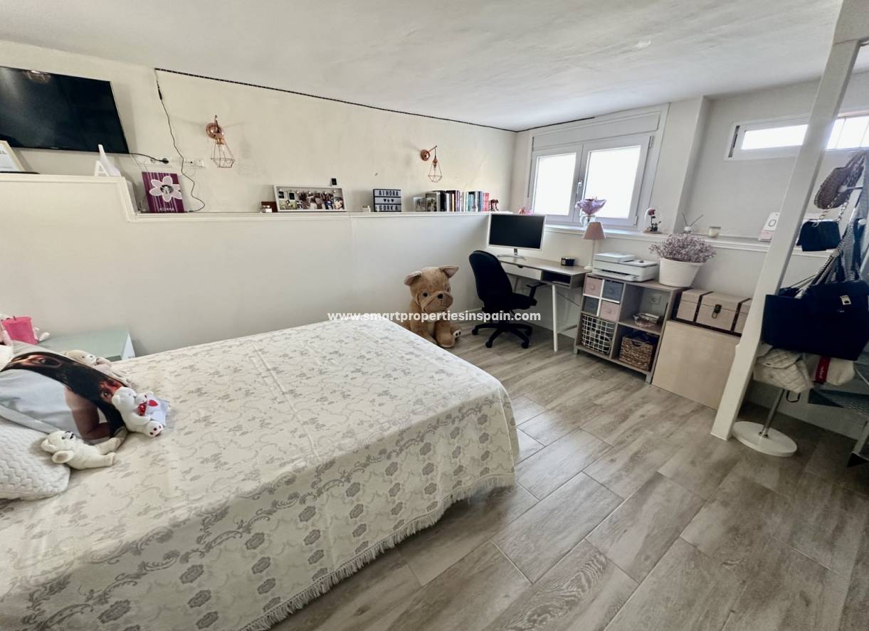 Resale - Townhouse - La Marina - Urbanización La Marina