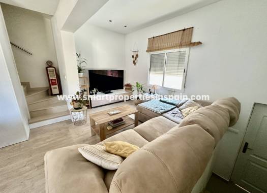 Resale - Townhouse - La Marina - Urbanización La Marina