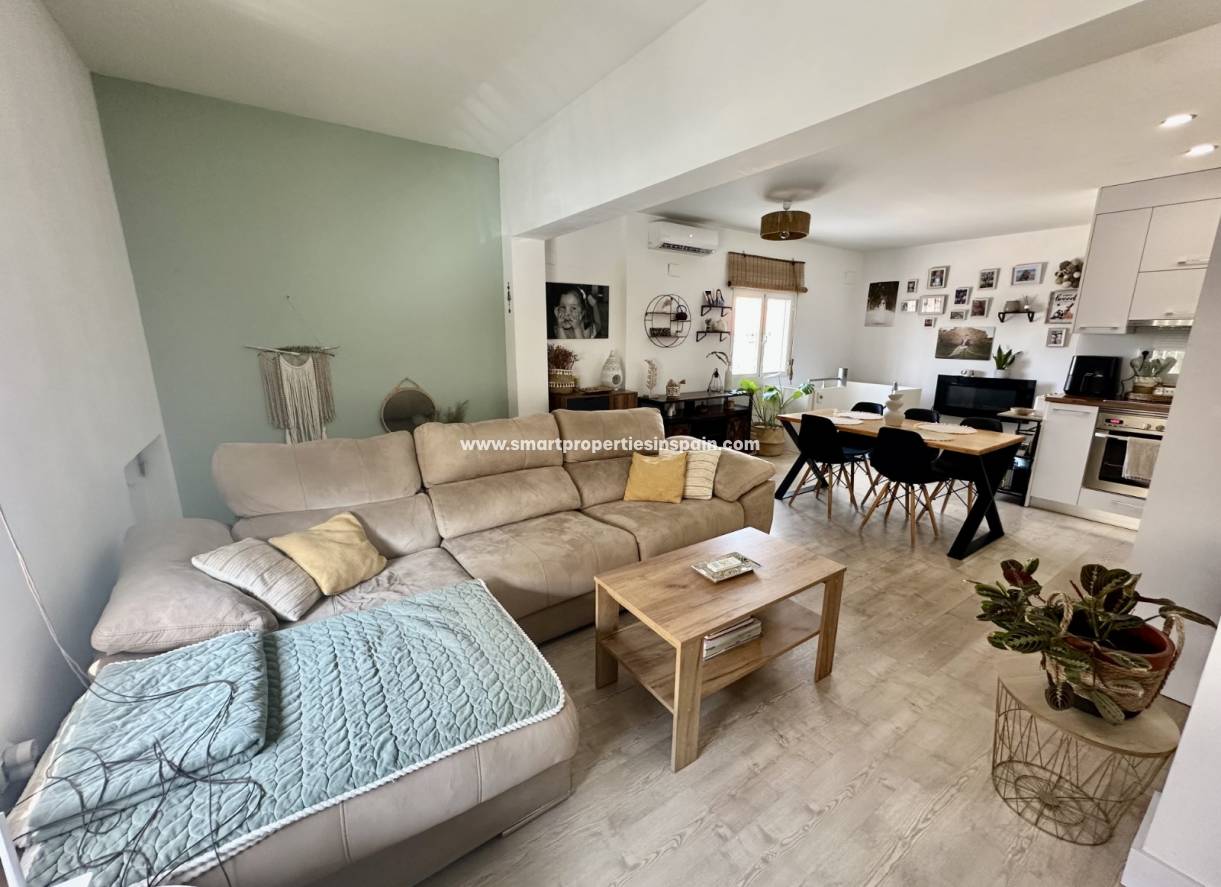 Resale - Townhouse - La Marina - Urbanización La Marina
