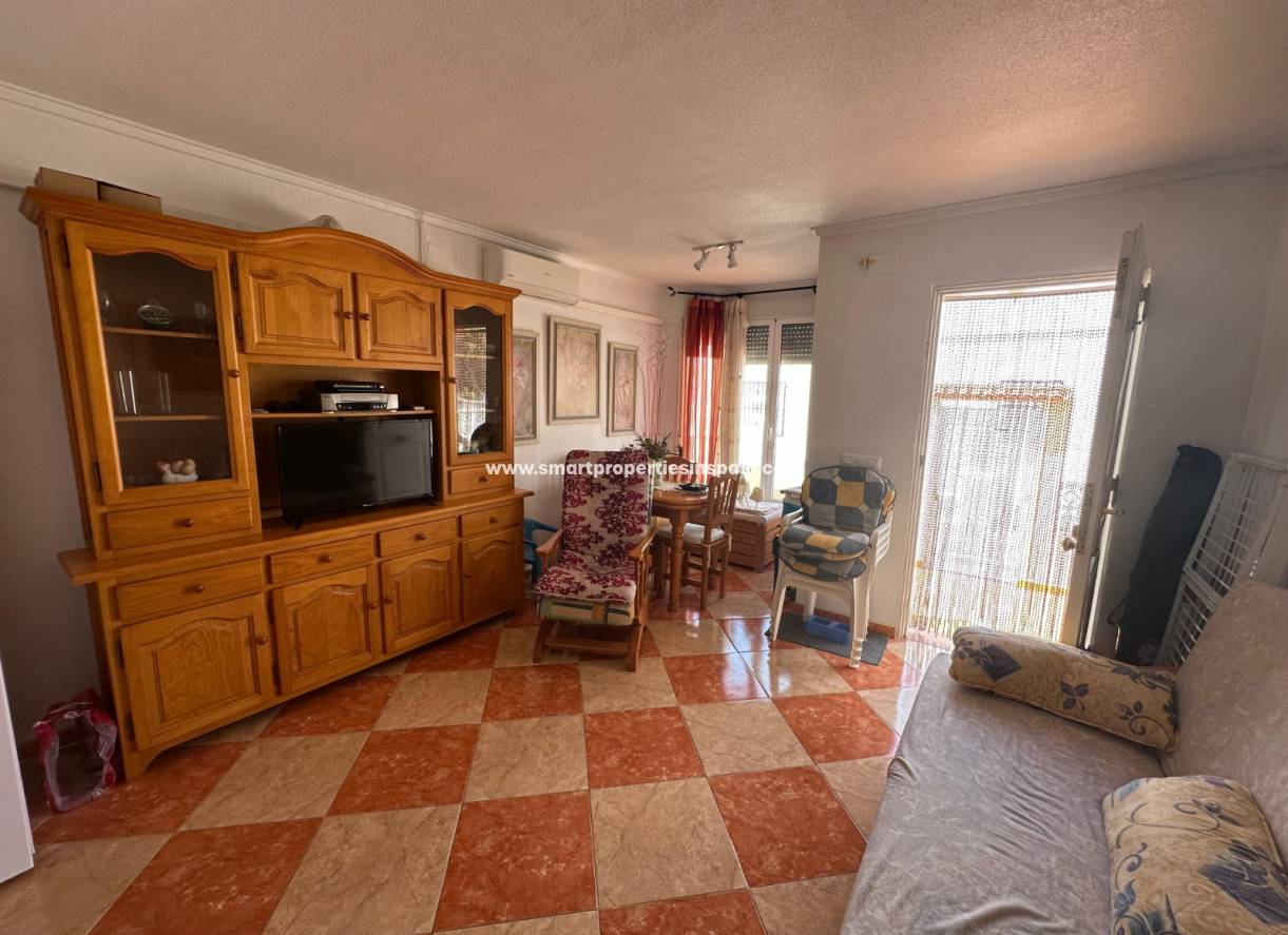 Resale - Townhouse - La Marina - Urbanización La Marina