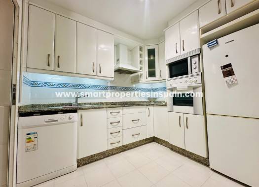 Resale - Townhouse - La Marina - Urbanización La Marina