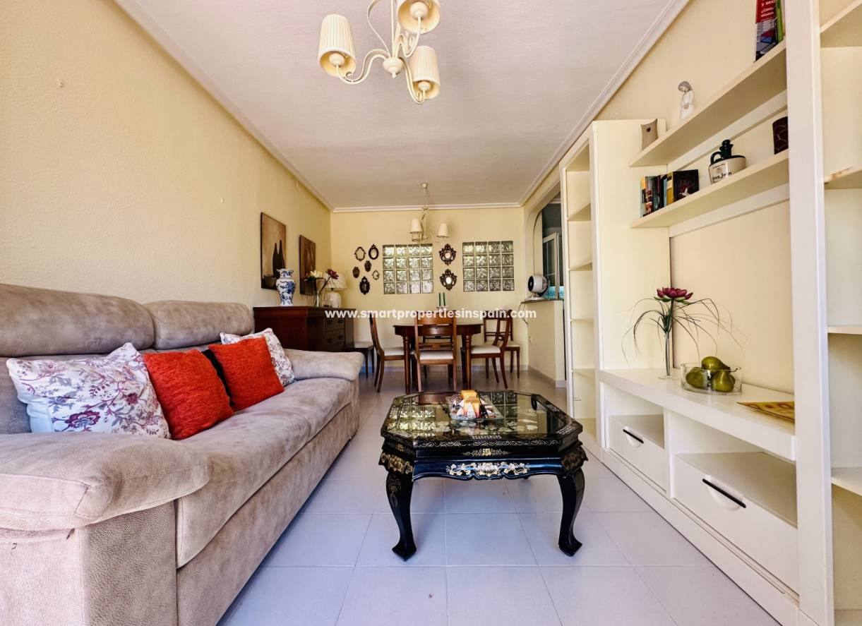 Resale - Townhouse - La Marina - Urbanización La Marina