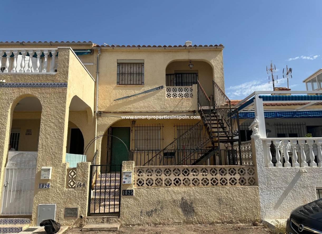 Resale - Townhouse - La Marina - Urbanización La Marina