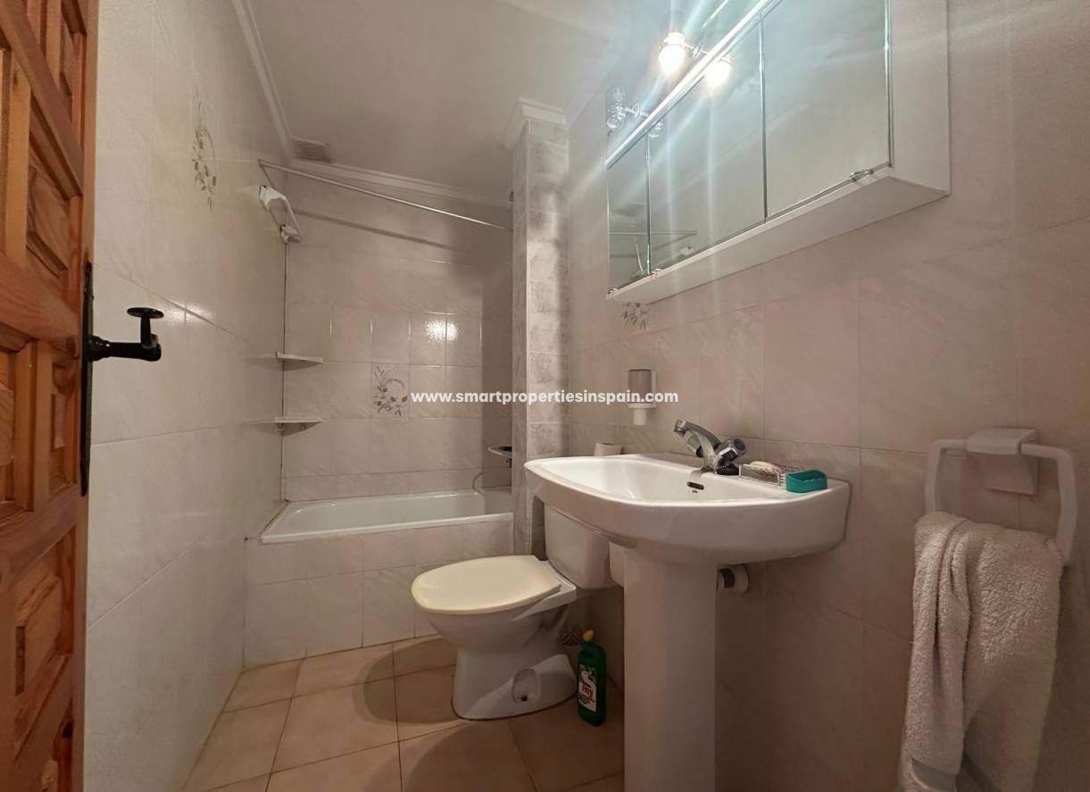 Resale - Townhouse - La Marina - Urbanización La Marina