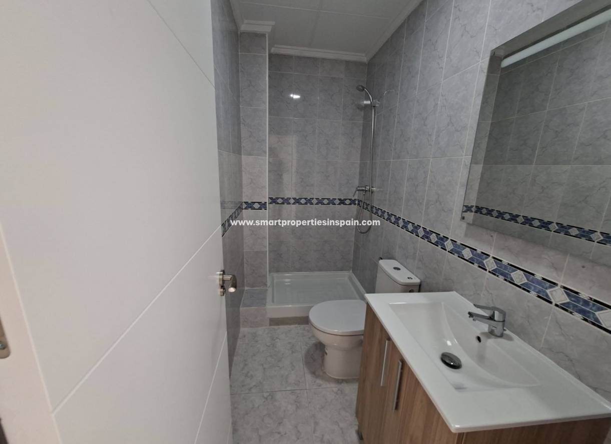 Resale - Townhouse - La Marina - Urbanización La Marina