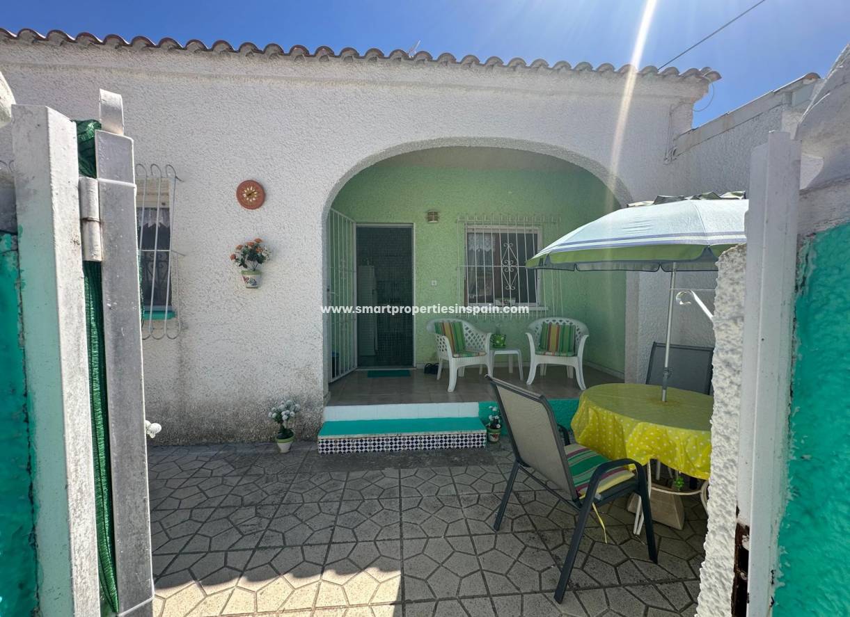 Resale - Townhouse - La Marina - Urbanización La Marina