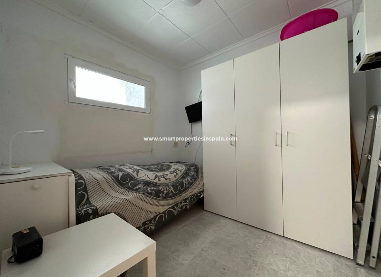 Resale - Townhouse - La Marina - Urbanización La Marina