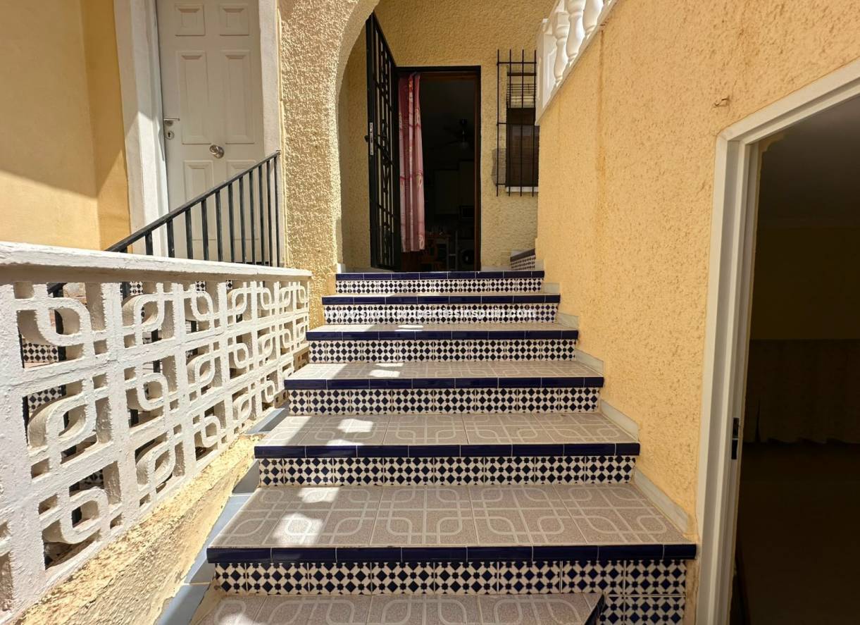 Resale - Townhouse - La Marina - Urbanización La Marina