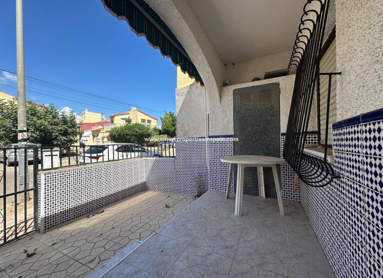 Resale - Townhouse - La Marina - Urbanización La Marina