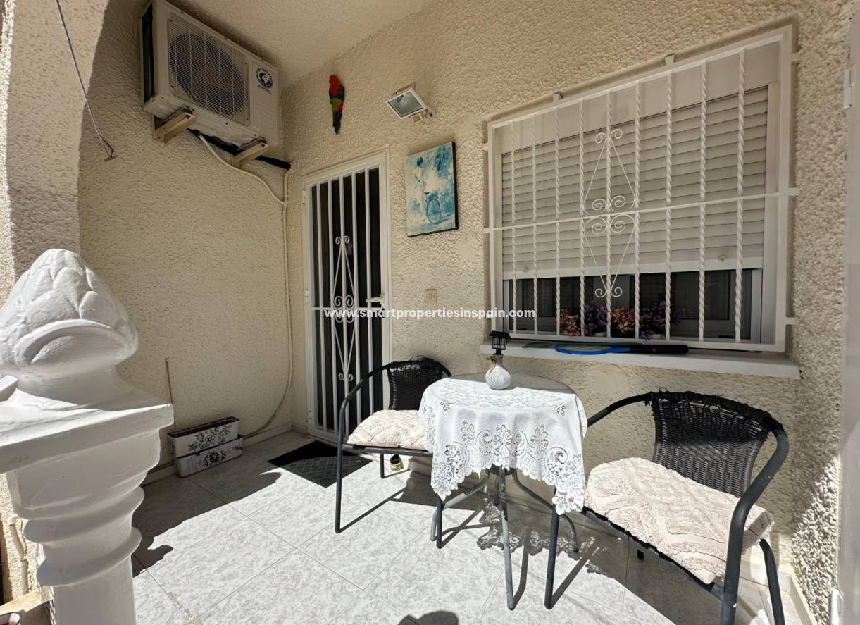 Resale - Townhouse - La Marina - Urbanización La Marina