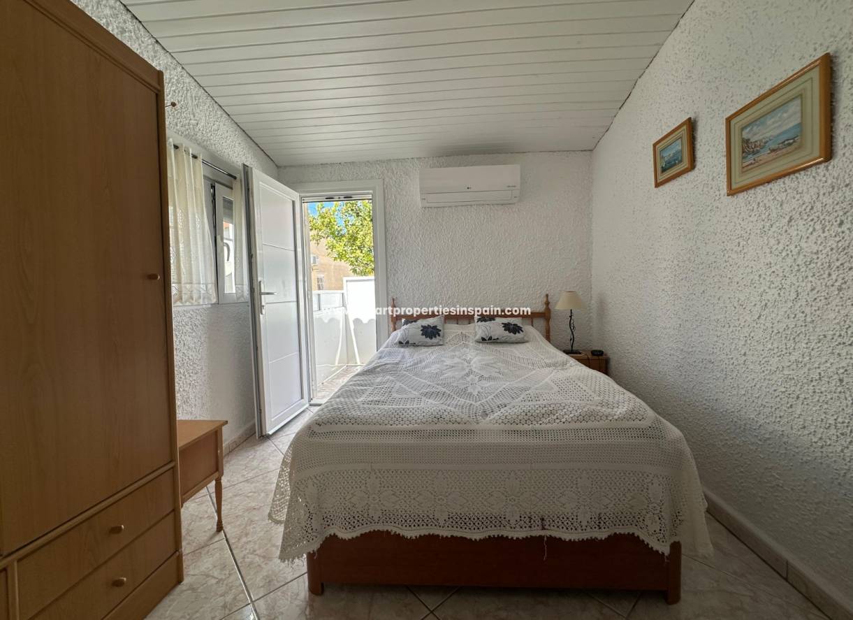 Resale - Townhouse - La Marina - Urbanización La Marina