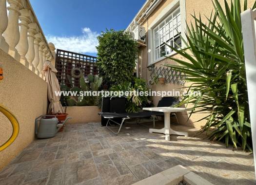 Resale - Townhouse - La Marina - Urbanización La Marina