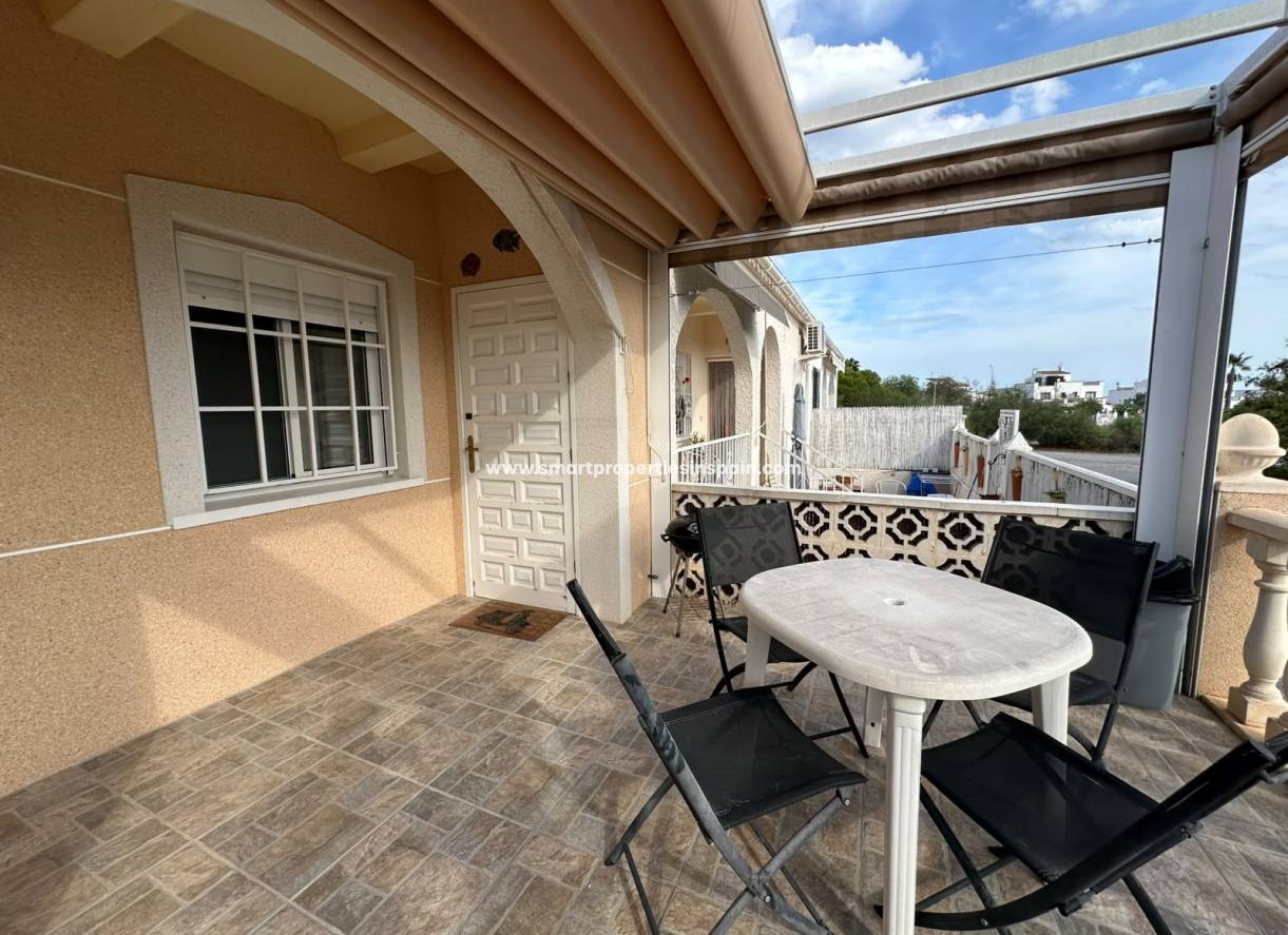 Resale - Townhouse - La Marina - Urbanización La Marina