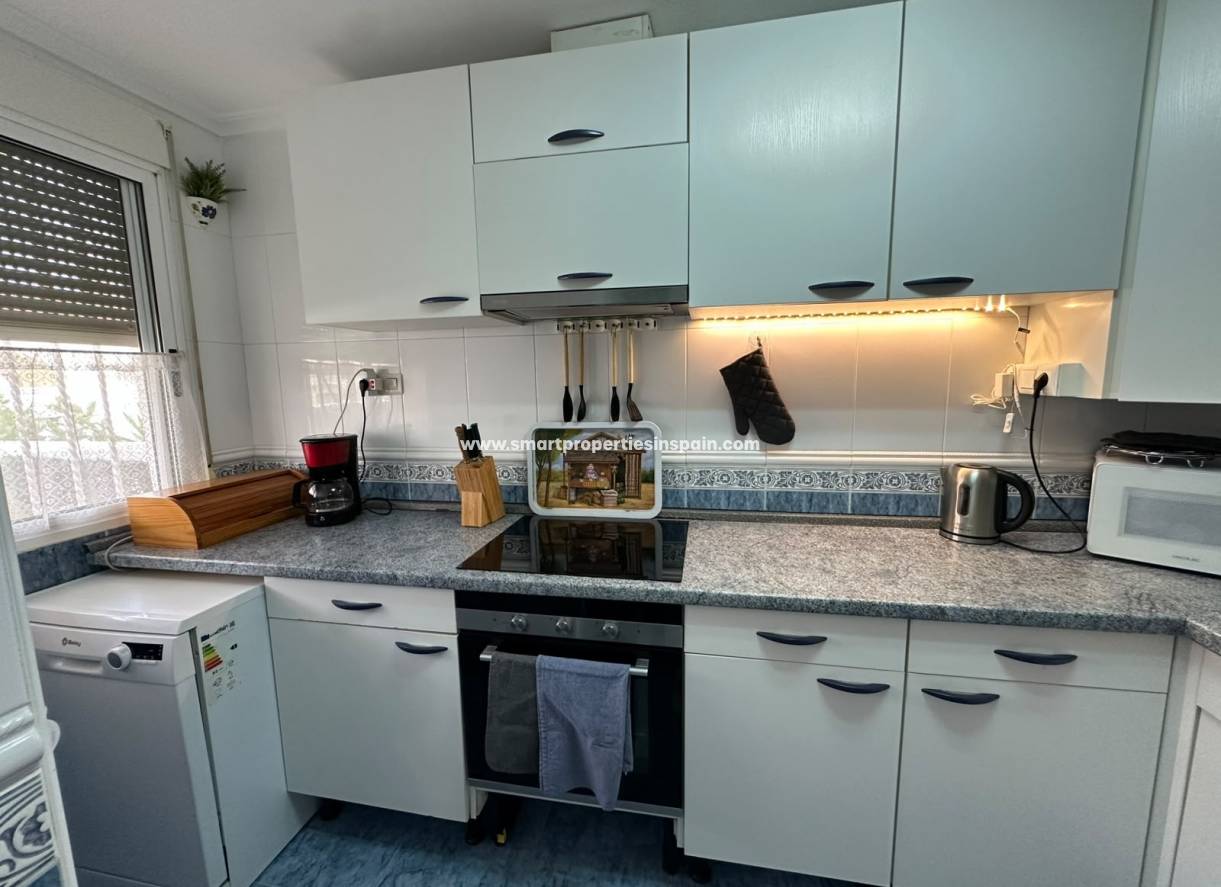 Resale - Townhouse - La Marina - Urbanización La Marina
