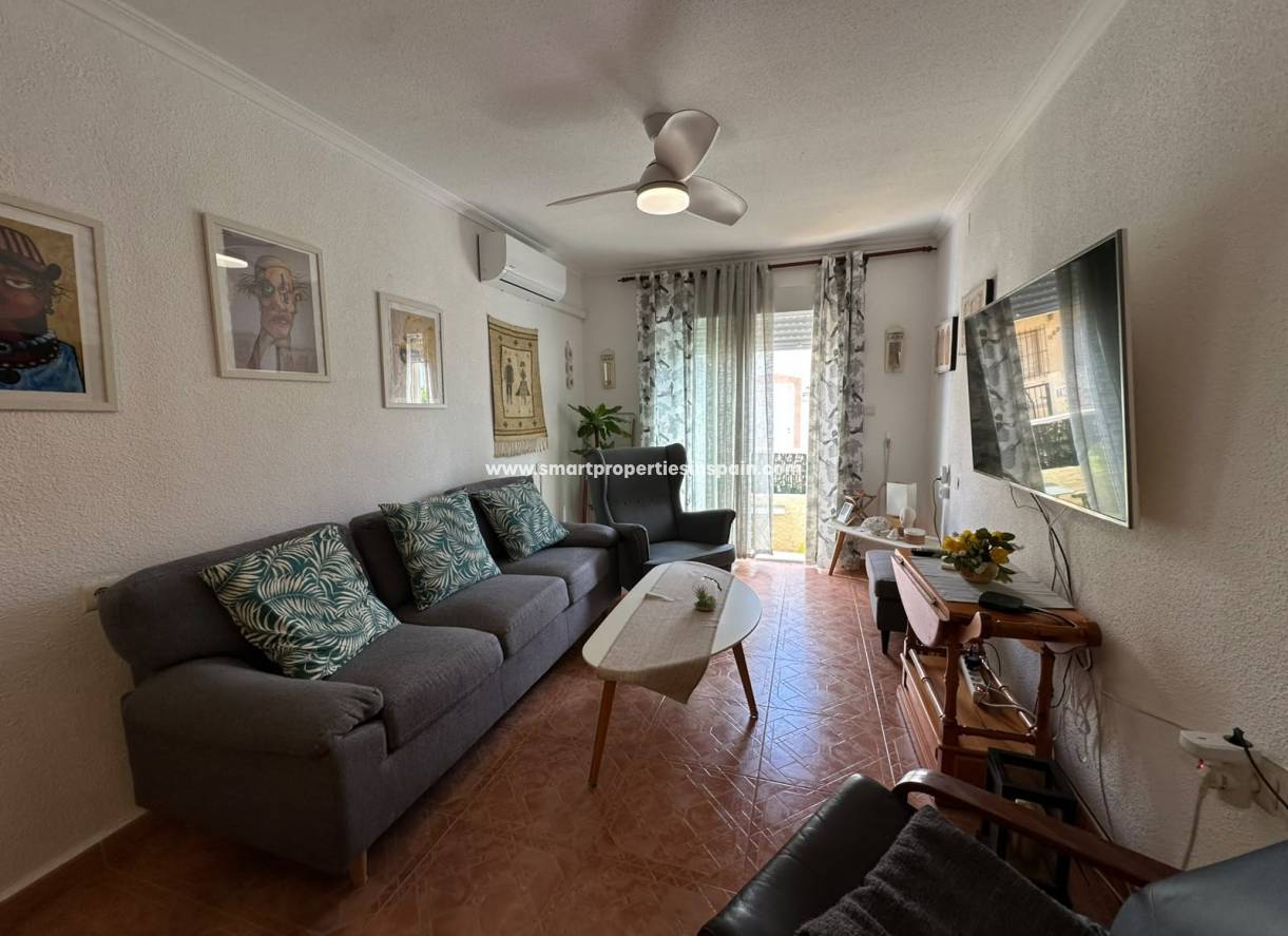 Resale - Townhouse - La Marina - Urbanización La Marina