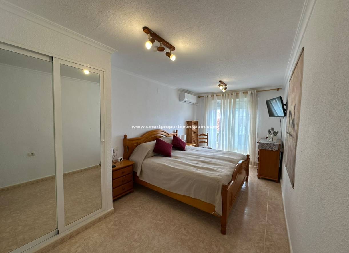 Resale - Townhouse - La Marina - Urbanización La Marina