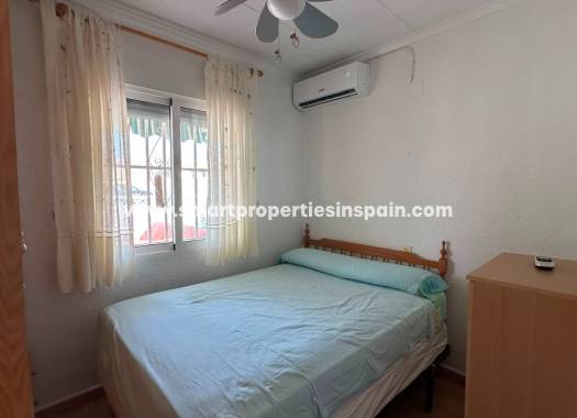 Reventa - Bungalow - La Marina - Urbanización La Marina