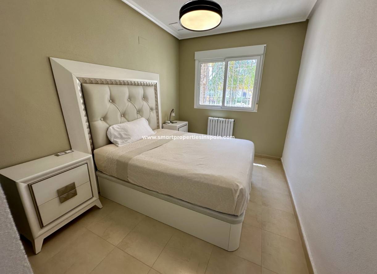 Reventa - Casa de campo - Catral