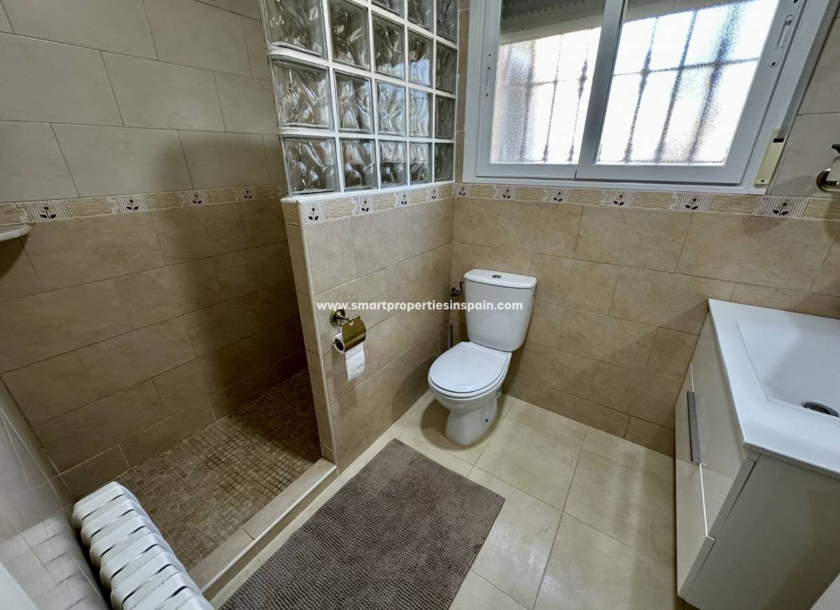 Reventa - Casa de campo - Catral