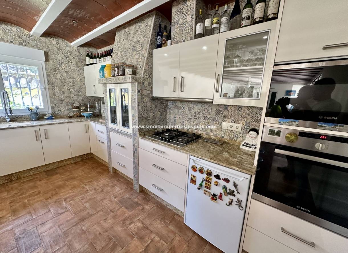 Reventa - Casa de campo - Catral