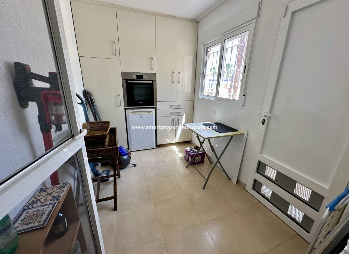 Reventa - Casa de campo - Catral