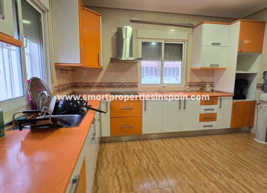 Reventa - Casa de campo - Elche