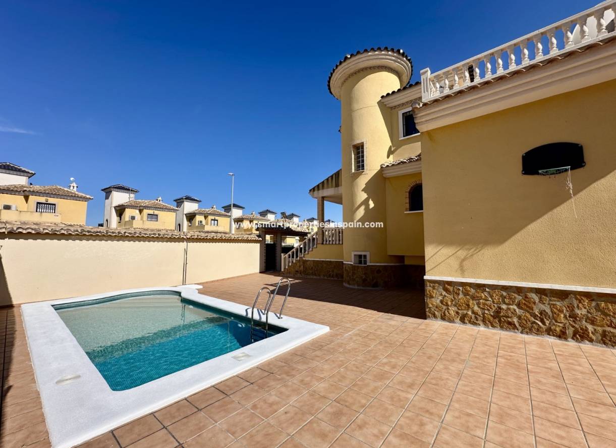 Reventa - Chalet Independiente - Algorfa