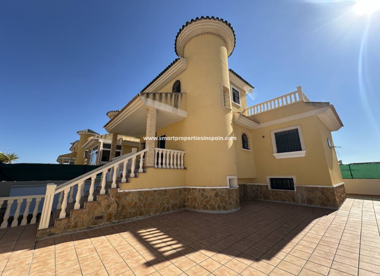 Reventa - Chalet Independiente - Algorfa