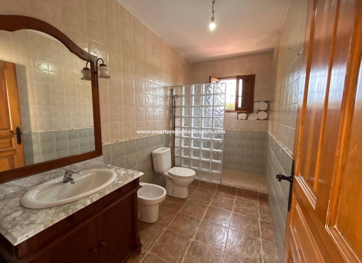 Reventa - Chalet Independiente - Catral