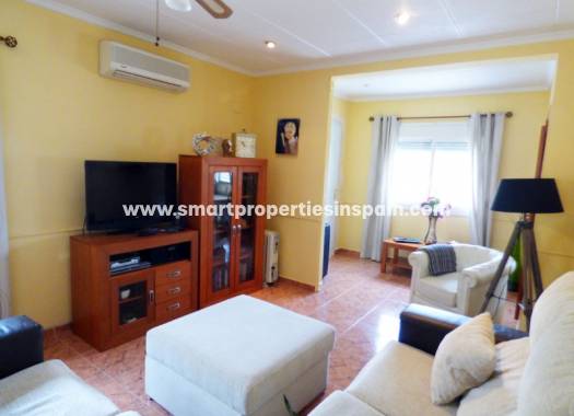 Reventa - Chalet Independiente - La Marina - Urbanización La Marina