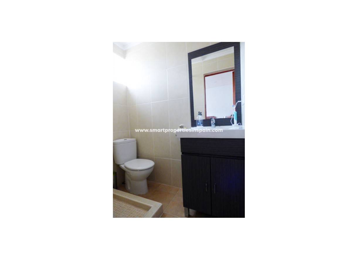 Reventa - Chalet Independiente - La Marina - Urbanización La Marina