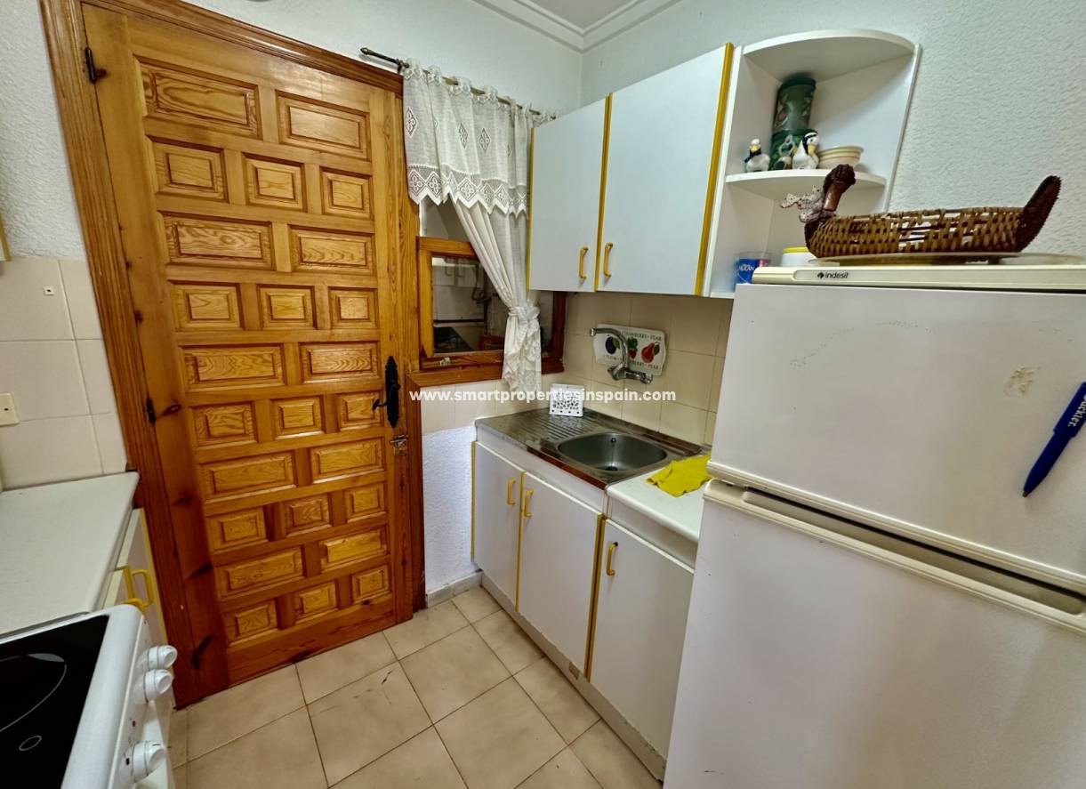 Reventa - Chalet Independiente - La Marina - Urbanización La Marina