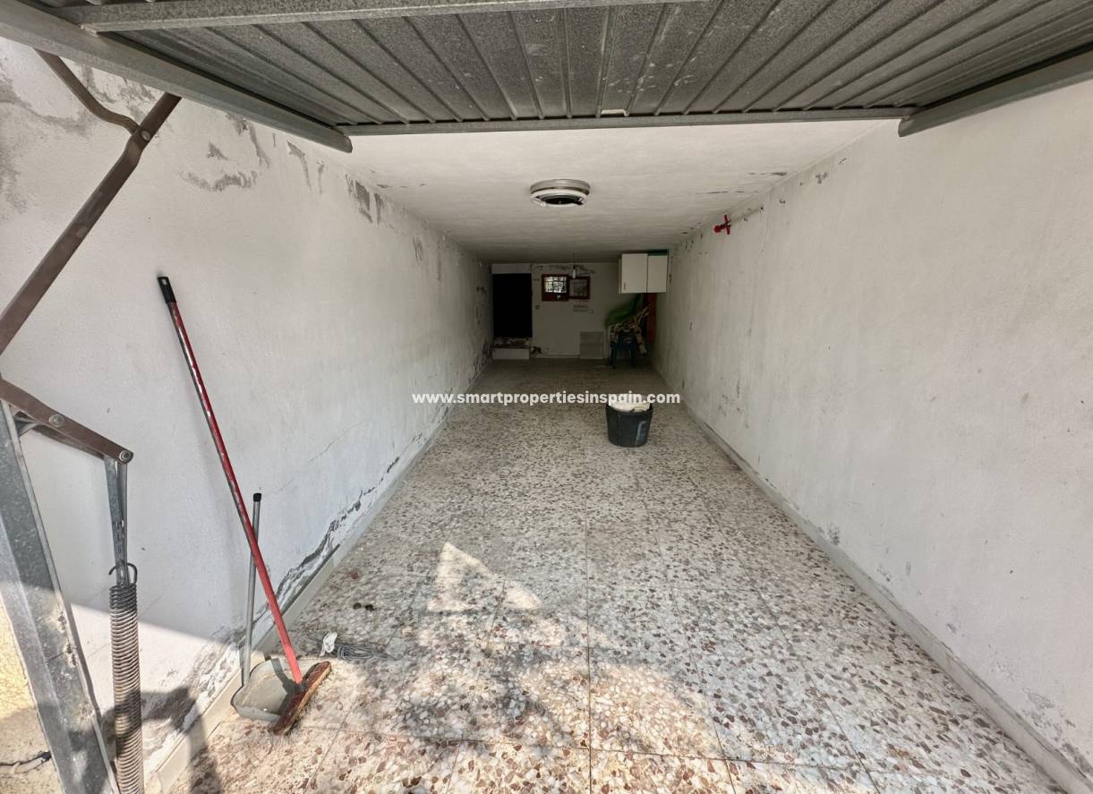 Reventa - Chalet Independiente - La Marina - Urbanización La Marina