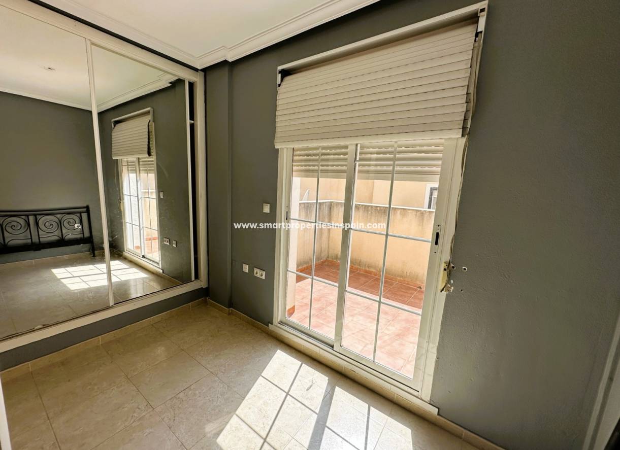 Reventa - Chalet Independiente - La Marina - Urbanización La Marina