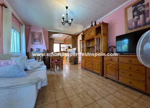 Reventa - Chalet Independiente - La Marina - Urbanización La Marina