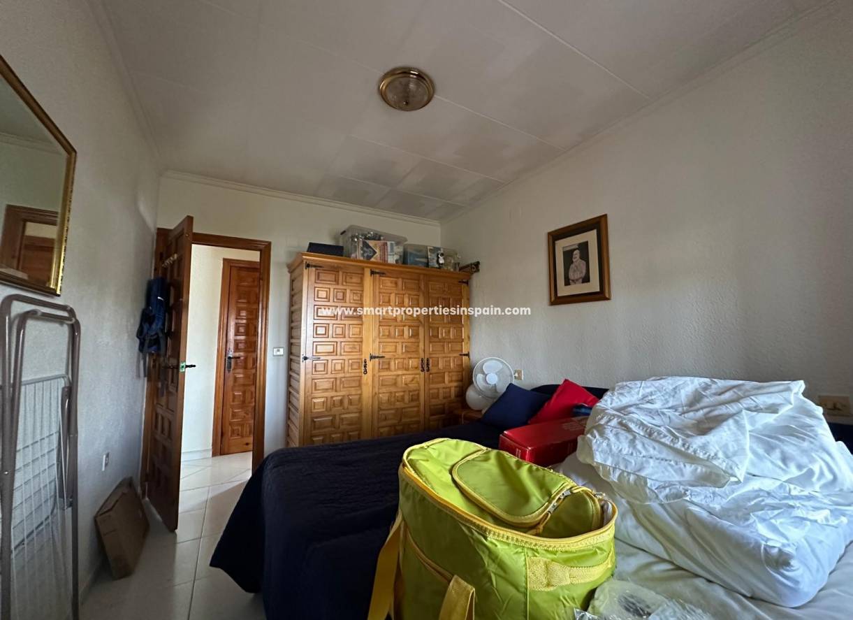 Reventa - Chalet Independiente - La Marina - Urbanización La Marina