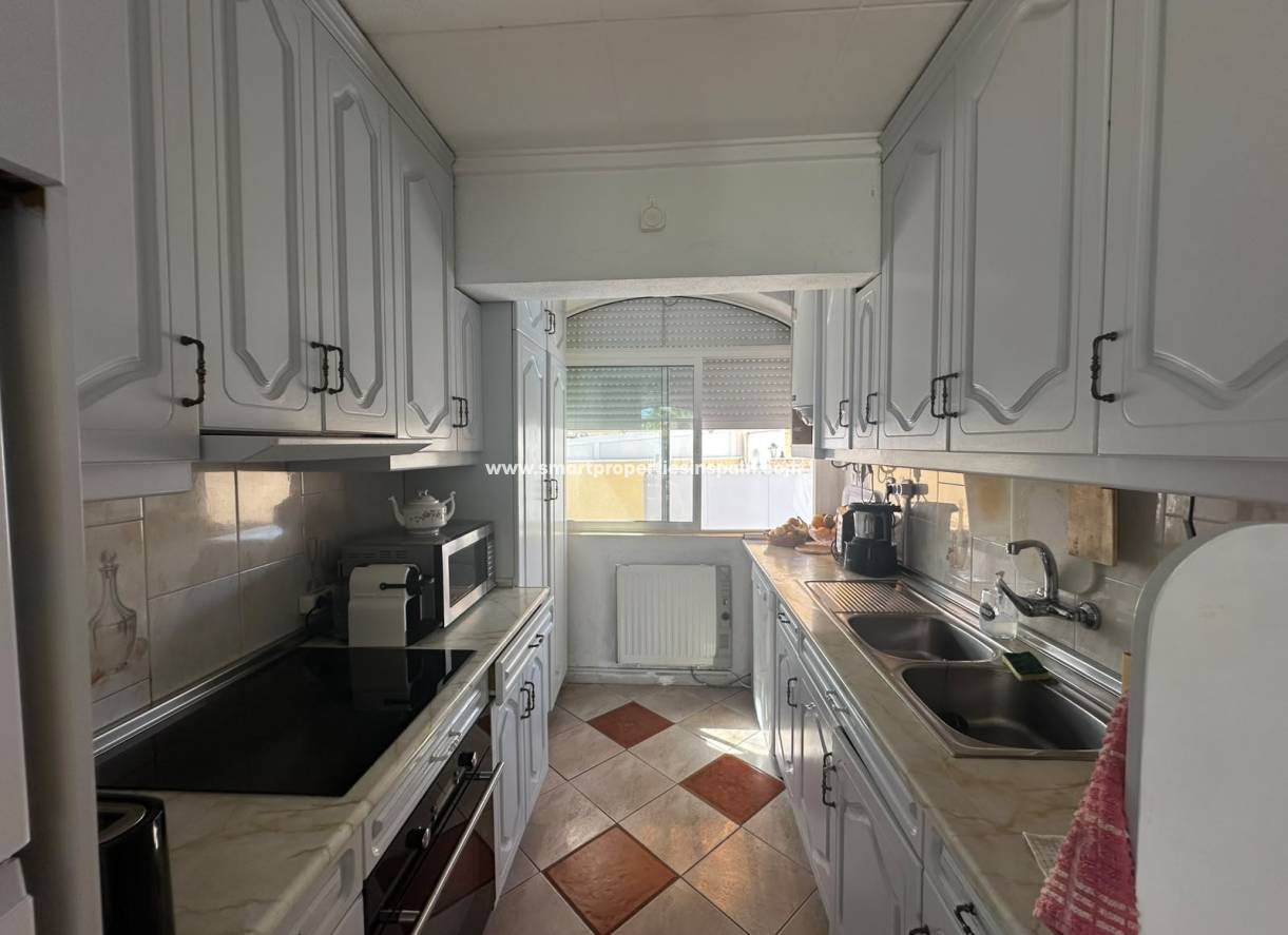 Reventa - Chalet Independiente - La Marina - Urbanización La Marina