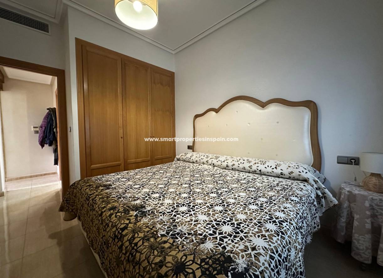 Reventa - Chalet Independiente - La Marina - Urbanización La Marina
