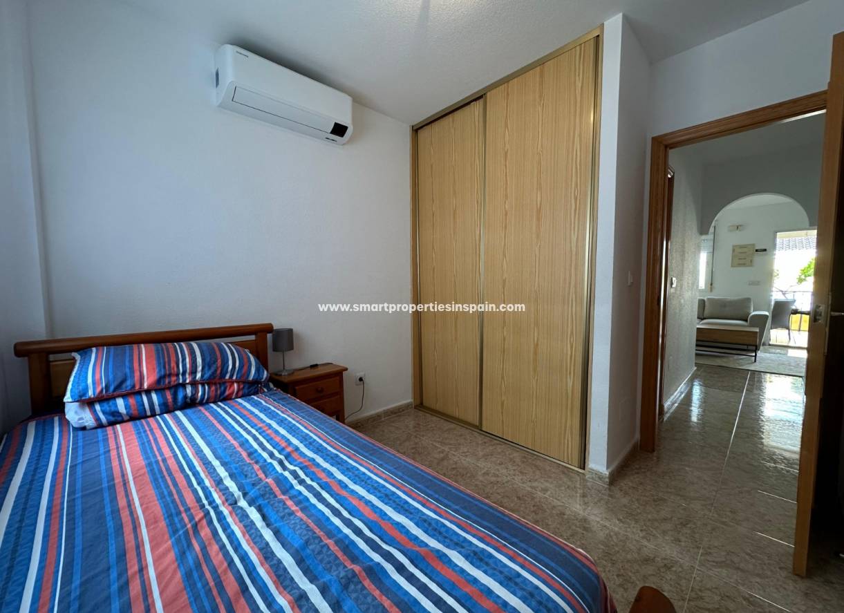 Reventa - Chalet Independiente - La Marina - Urbanización La Marina