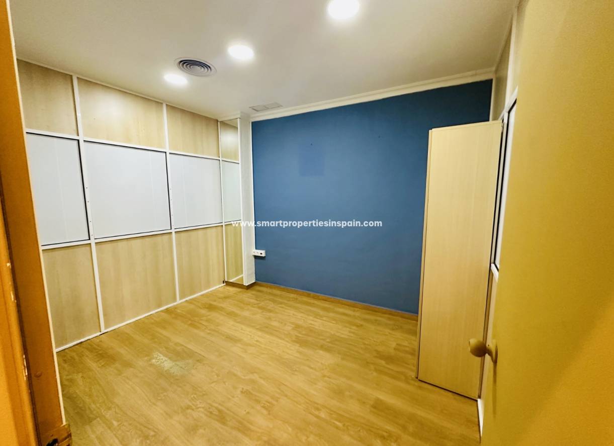 Reventa - Comercial - Guardamar  - Centro