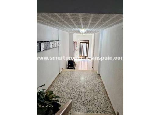 Reventa - Piso - Rojales - Central