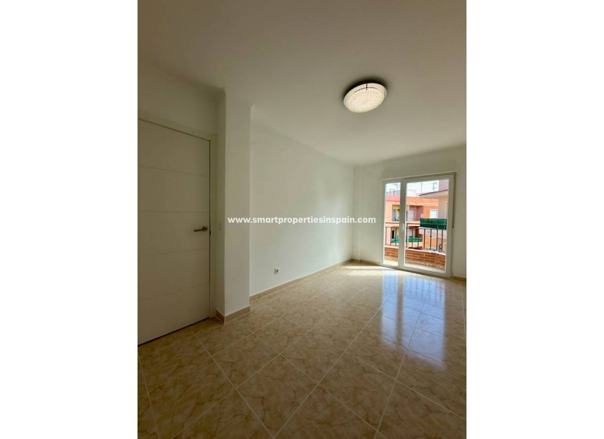 Reventa - Piso - Rojales - Central