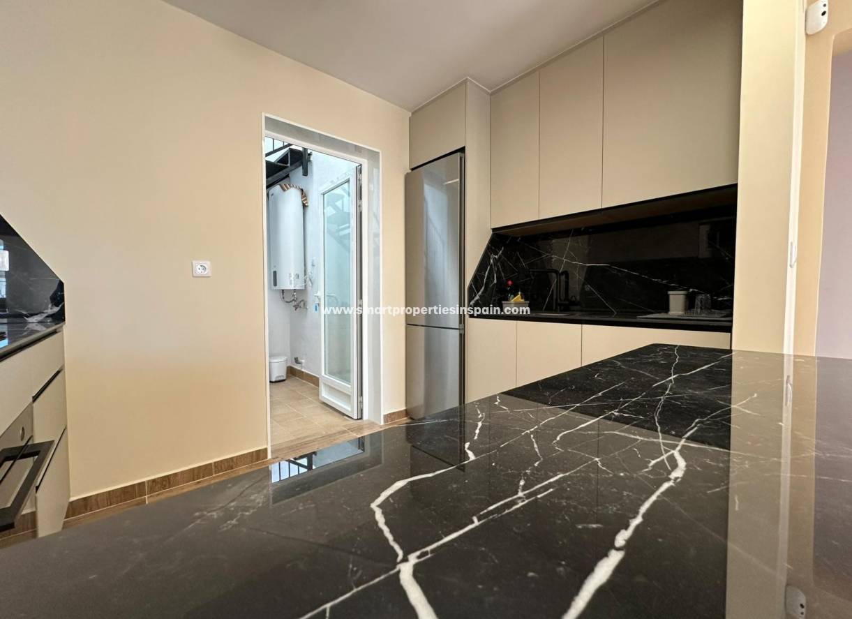 Reventa - Quad Villa - La Marina - Urbanización La Marina