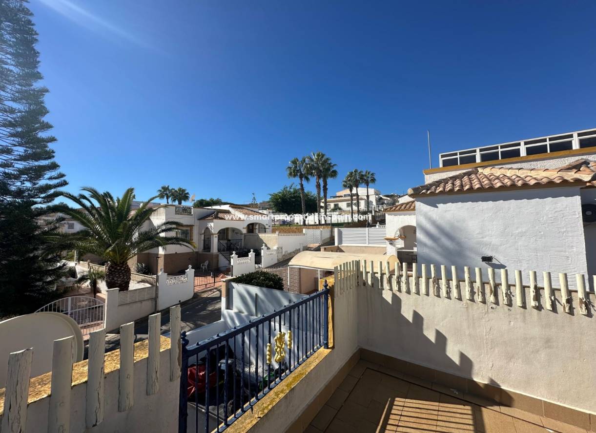 Reventa - Quad Villa - La Marina - Urbanización La Marina
