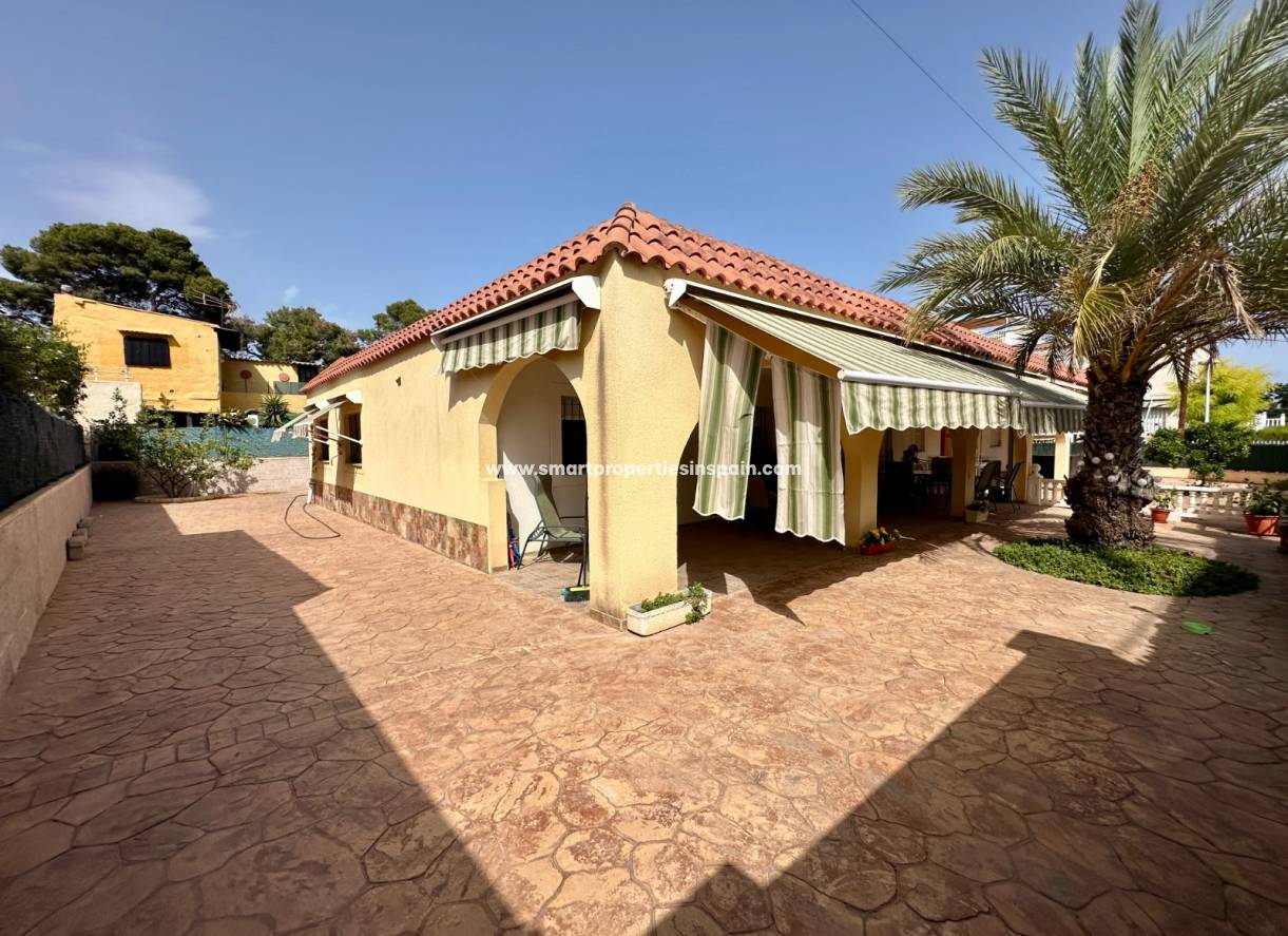 Reventa - Semi Detached Villa - La Marina Pueblo - La Marina Village