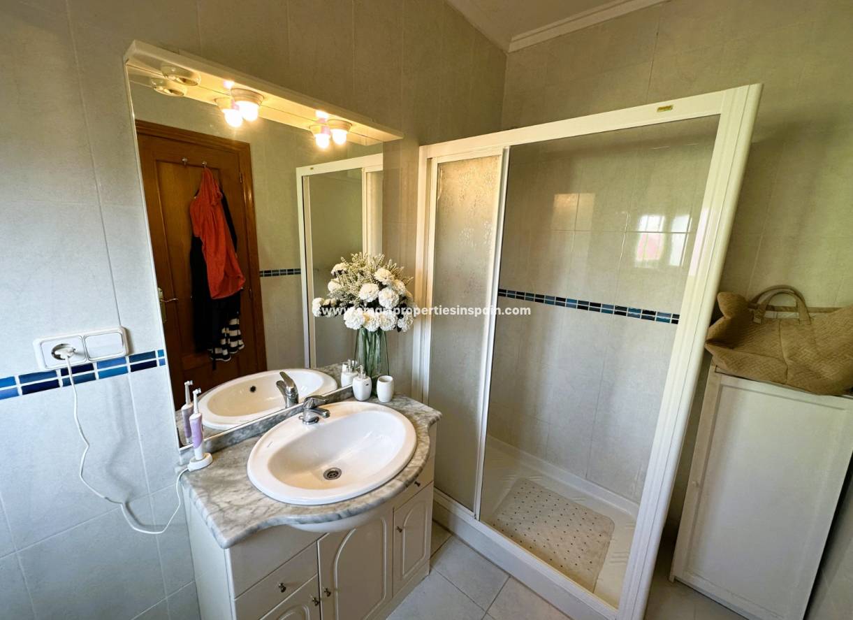 Reventa - Semi Detached Villa - La Marina - Urbanización La Marina