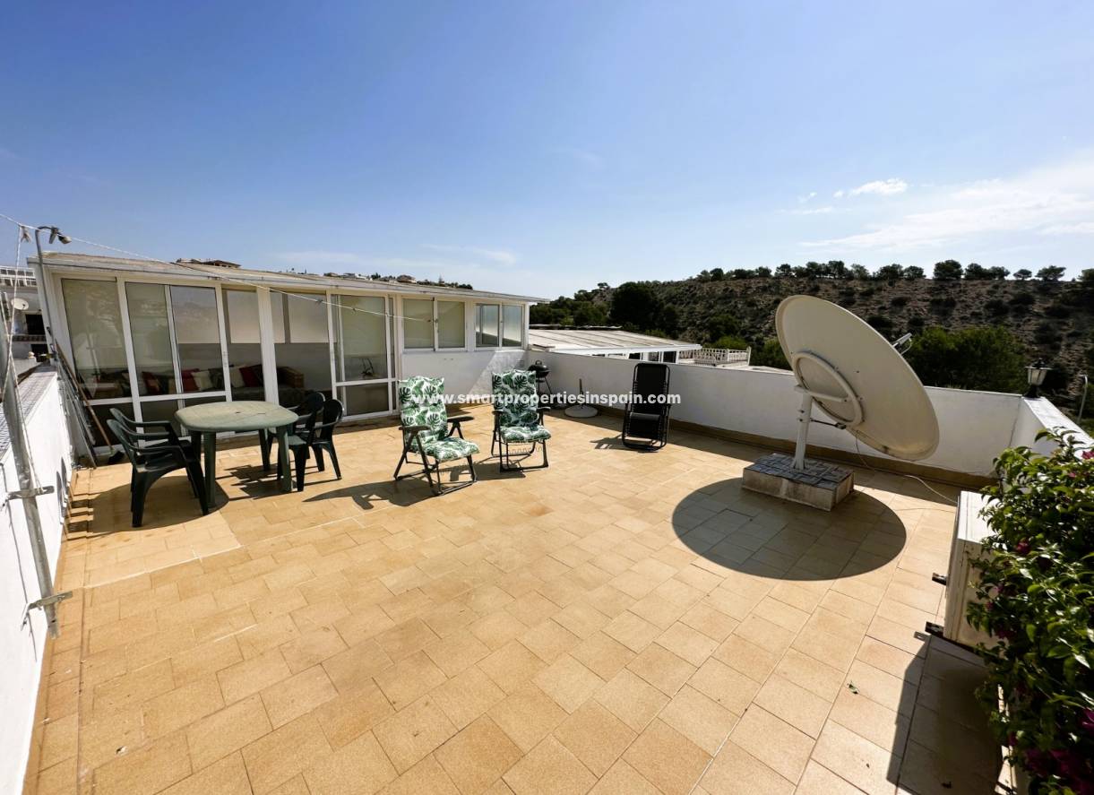 Reventa - Semi Detached Villa - La Marina - Urbanización La Marina