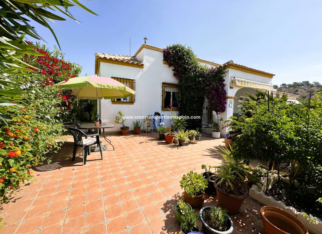 Reventa - Semi Detached Villa - La Marina - Urbanización La Marina
