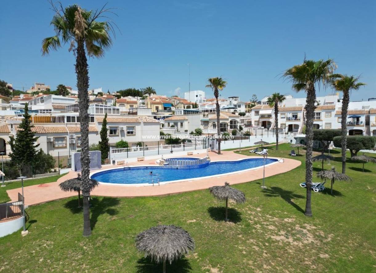 Reventa - Semi Detached Villa - La Marina - Urbanización La Marina